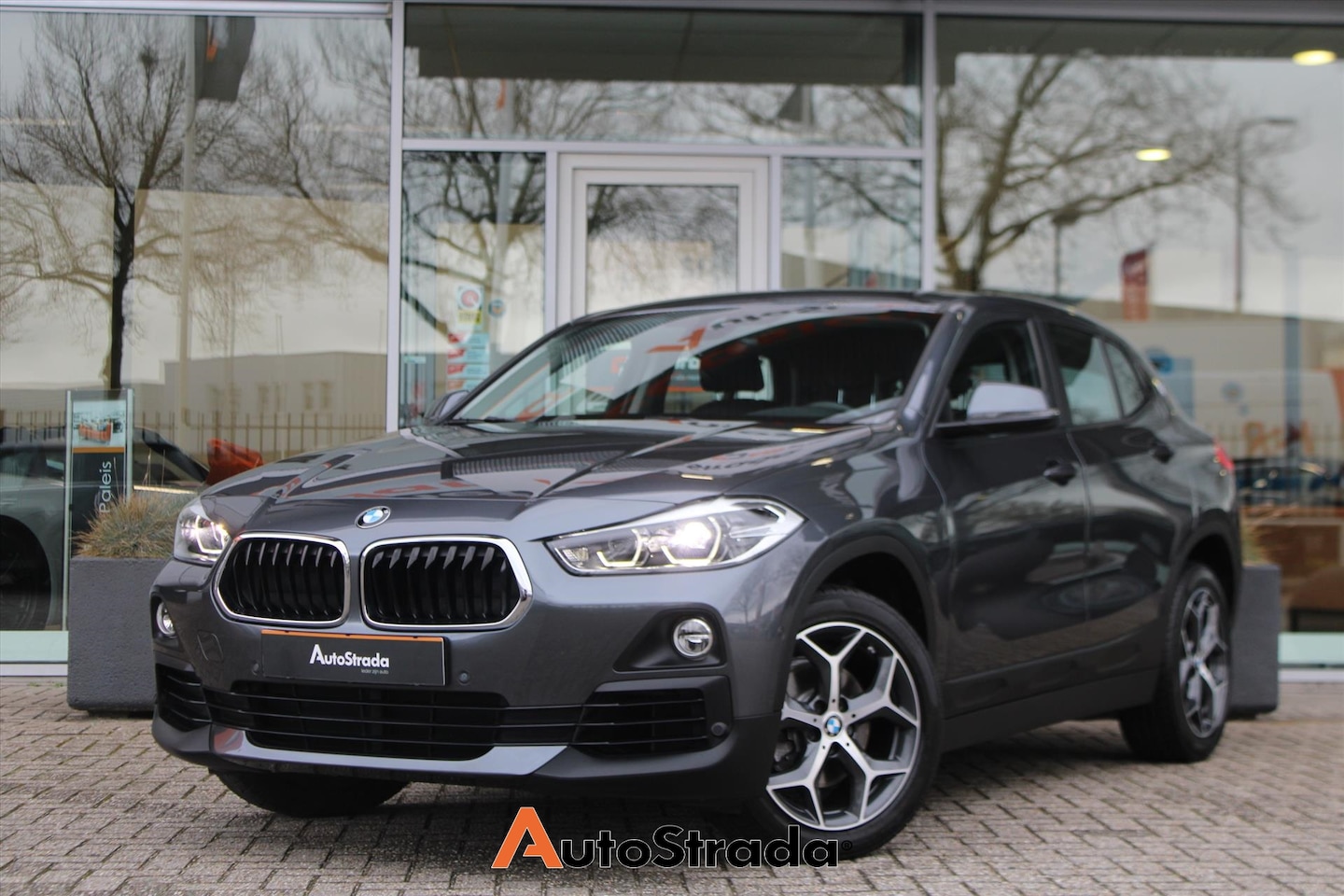 BMW X2 - (f39) sDrive18i High Executive 140PK I 1e eigenaar I Navi I LED I Climate | Stoelverwarmin - AutoWereld.nl