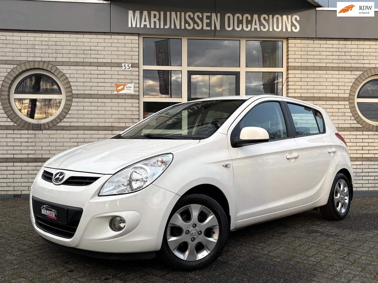 Hyundai i20 - 1.2i i-Drive |Elek Pakket, Airco| - AutoWereld.nl