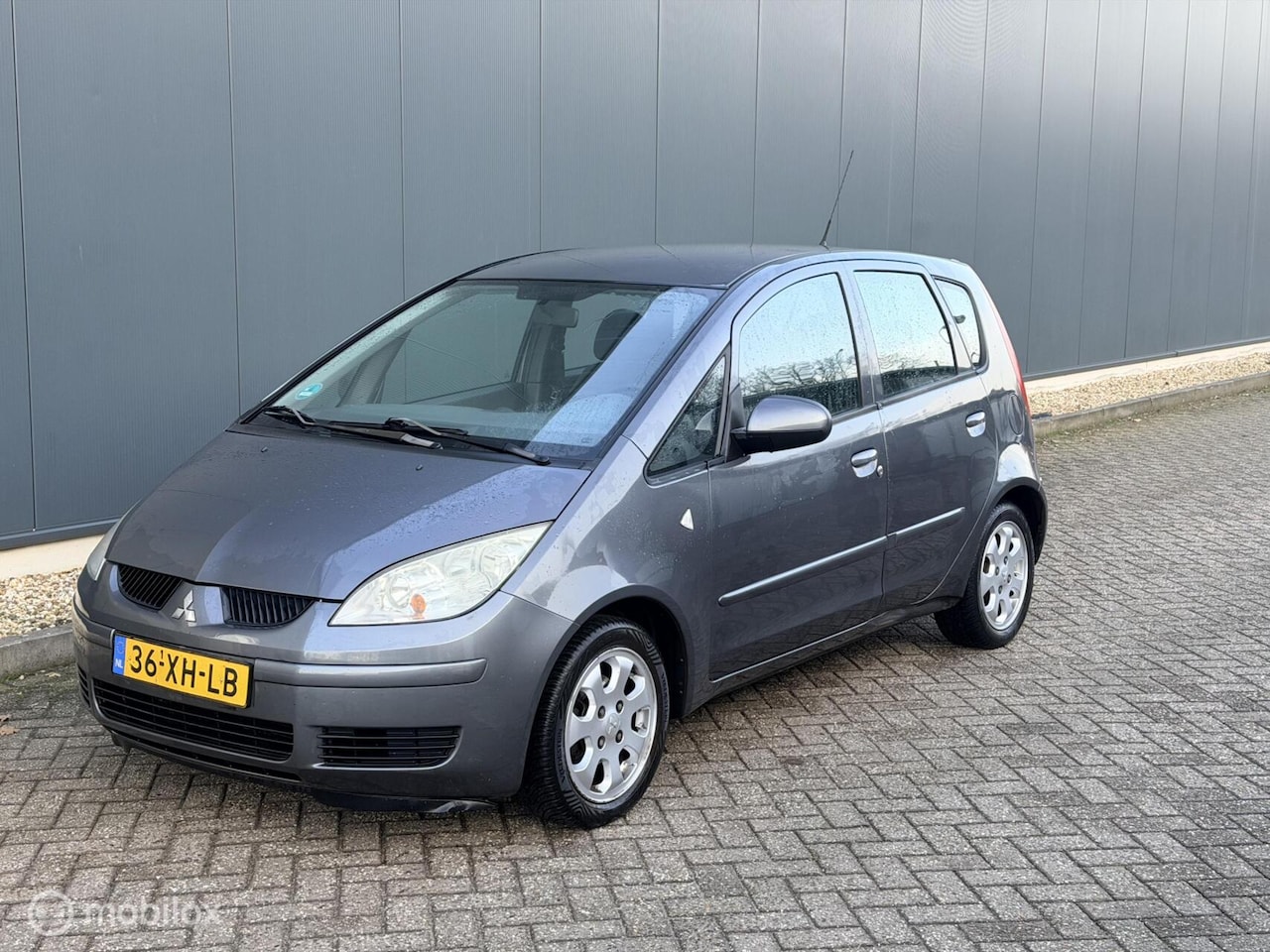 Mitsubishi Colt - 1.3 Invite AUTOMAAT/AIRCO/NWEAPK - AutoWereld.nl
