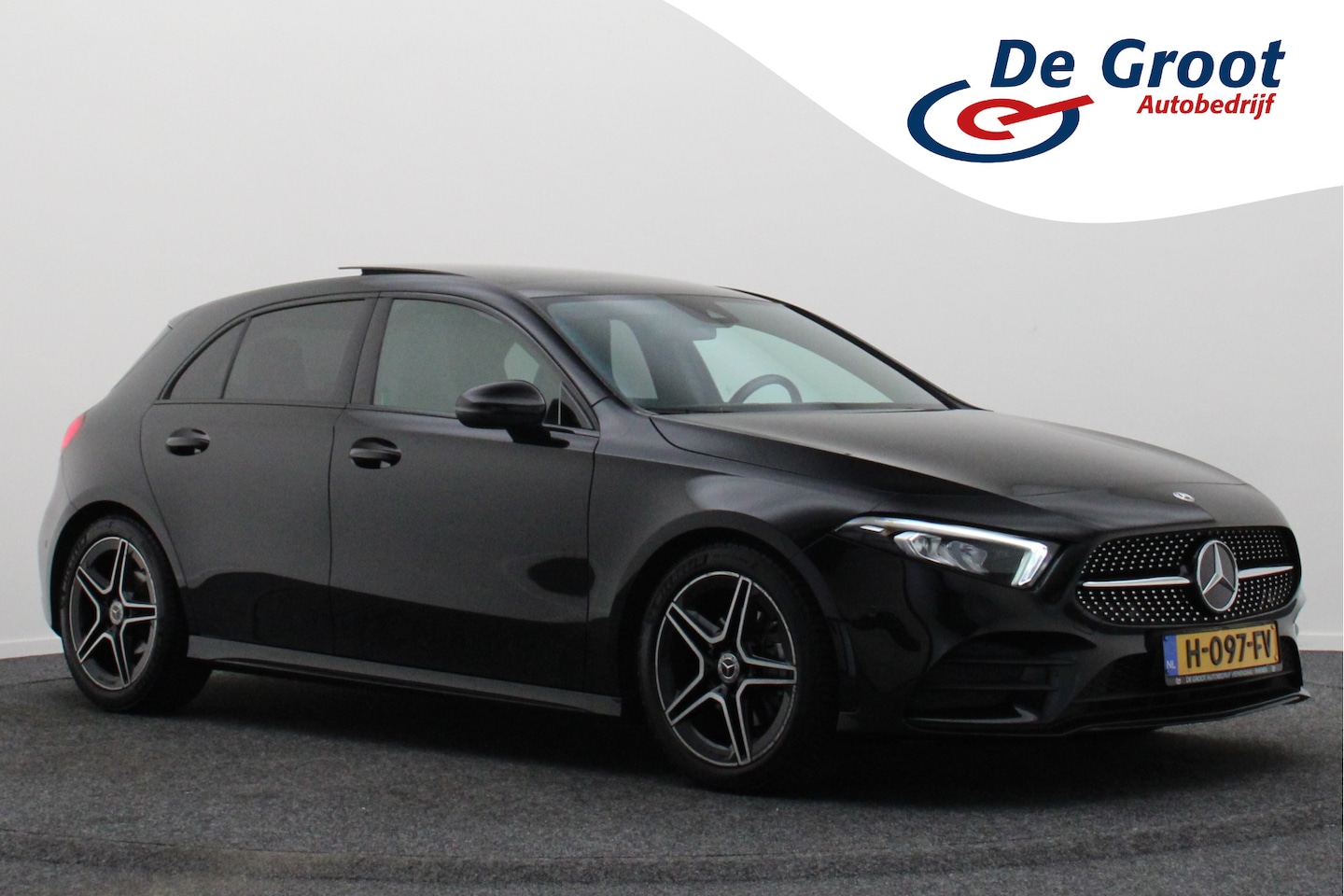 Mercedes-Benz A-klasse - 180 Business Solution AMG Virtual Cockpit, Panoramadak, Apple Carplay, Camera, LED, 18'' - AutoWereld.nl