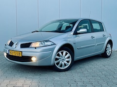 Renault Mégane - 1.6-16V Tech Line, inruilkoopje, vaste prijs