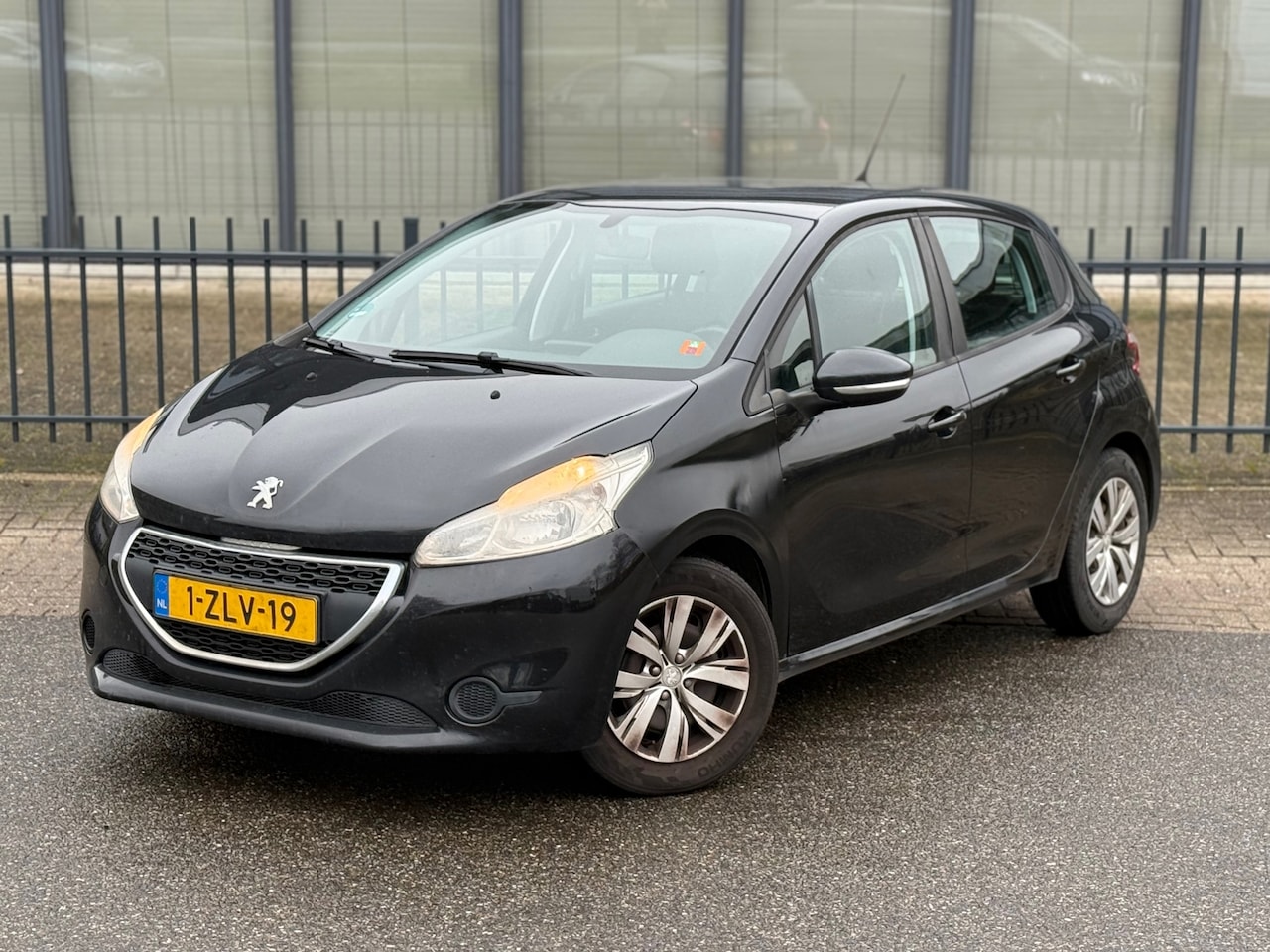 Peugeot 208 - 1.2 Vti Access 1.2 VTi Access | Nieuwe APK - AutoWereld.nl