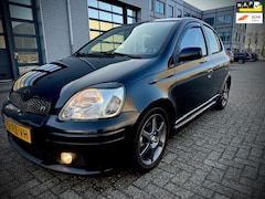 Toyota Yaris - 1.5 VVT-i T-Sport, Short Shifter, verlaagd, LM velgen, Airco, Open luchtfilter Etc Etc