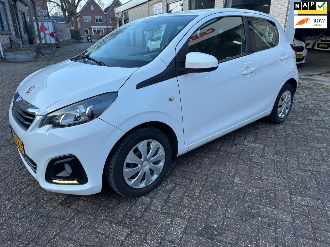 Peugeot 108 - 1.0 e-VTi Active AIRCO ORG 131697 KM NAP O.H BOEKJES VOLLEDIG ONDERHOUDEN GEHAD.4X NW BAND - AutoWereld.nl
