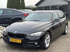 BMW 3-serie Touring - 320D Automaat Sport 2015 Zwart