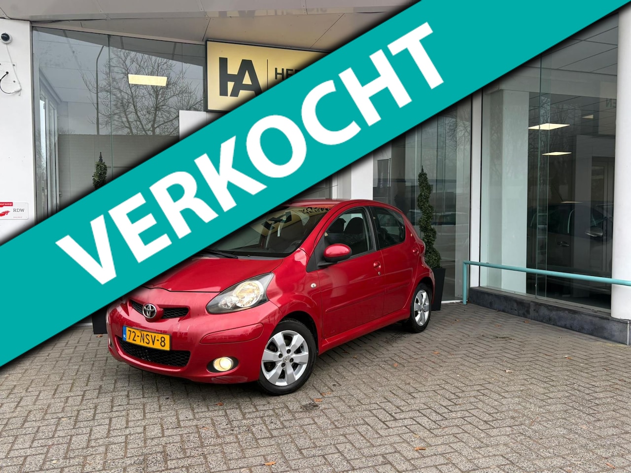 Toyota Aygo - 1.0-12V Aspiration Red|5drs|Airco|NAP|APK| - AutoWereld.nl