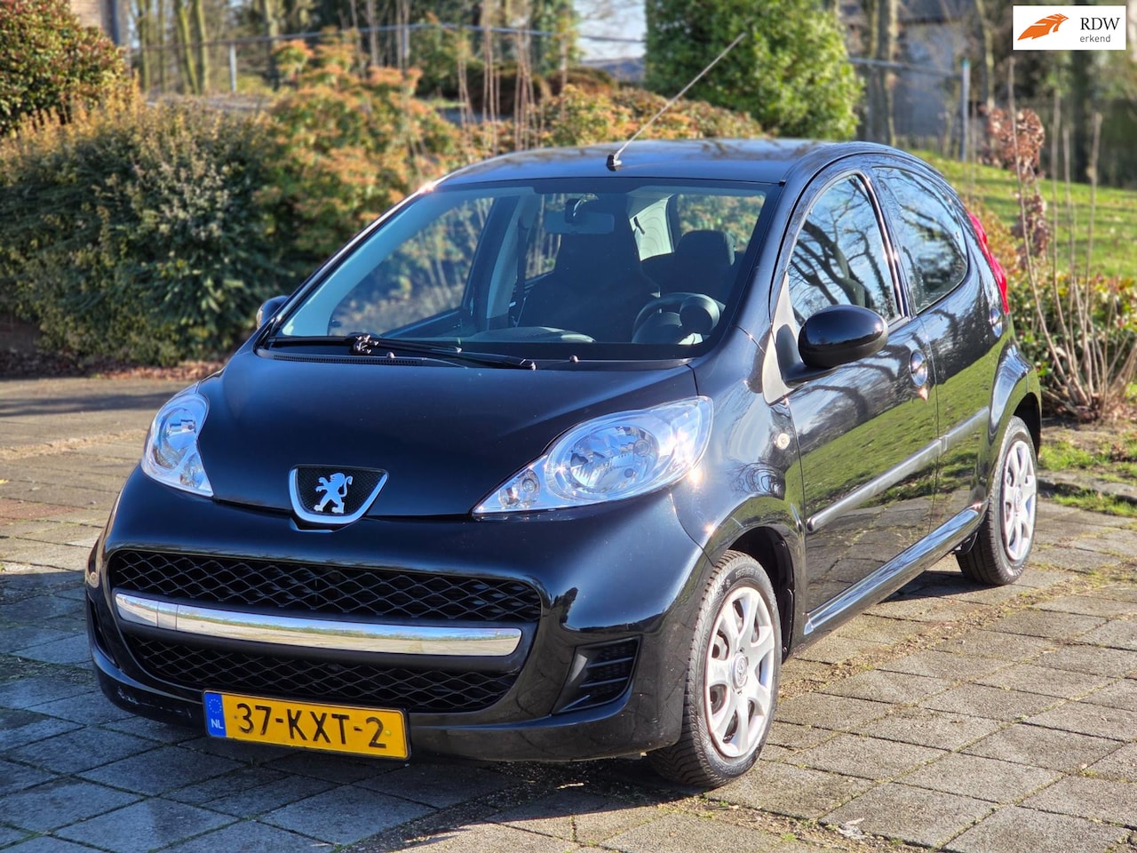 Peugeot 107 - 1.0-12V XS AIRCO/AUTOMAAT/NAP - AutoWereld.nl
