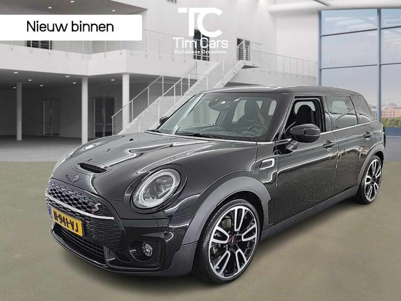 MINI Clubman - 2.0 Cooper S Rockingham GT Edition Automaat | Panoramadak | HUD | Stoelverwarming | Leer/a - AutoWereld.nl