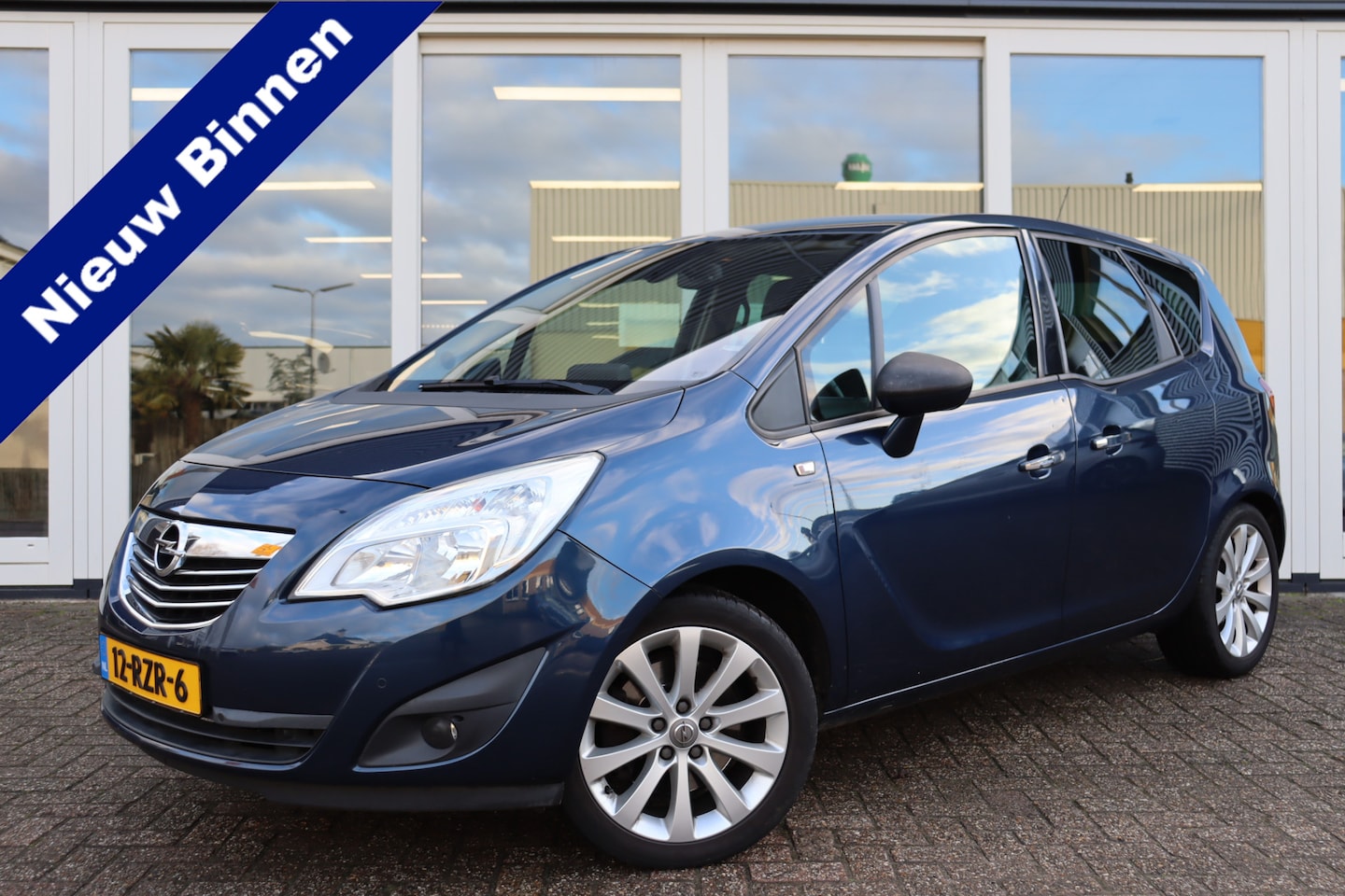 Opel Meriva - 1.4 Turbo Cosmo 1.4 Turbo Cosmo, Cruise Control, Airco, Trekhaak, PDC A, Prijs Is Rijklaar Inclusief 6 Maa - AutoWereld.nl