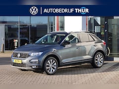 Volkswagen T-Roc - 1.0 TSI Style 85KW/115PK, Navigatie, Activ info display, Chrome dakrail, clima, led achter