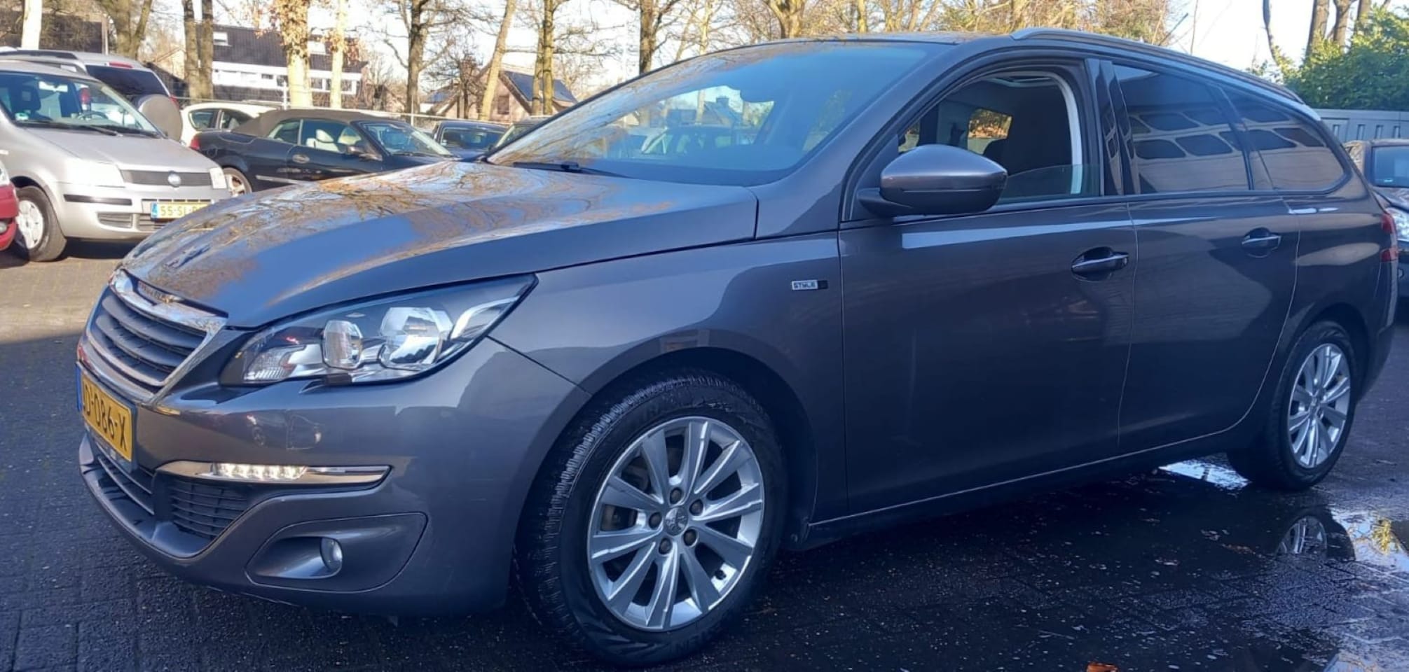 Peugeot 308 SW - 1.2 PureTech Style - AutoWereld.nl