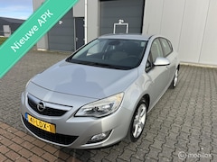Opel Astra - 1.6 Edition
