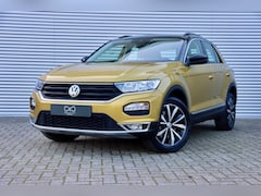Volkswagen T-Roc - 1.0 TSI Style | AIRCO | STOELVERWARMING | ADAPTIEF CRUISE