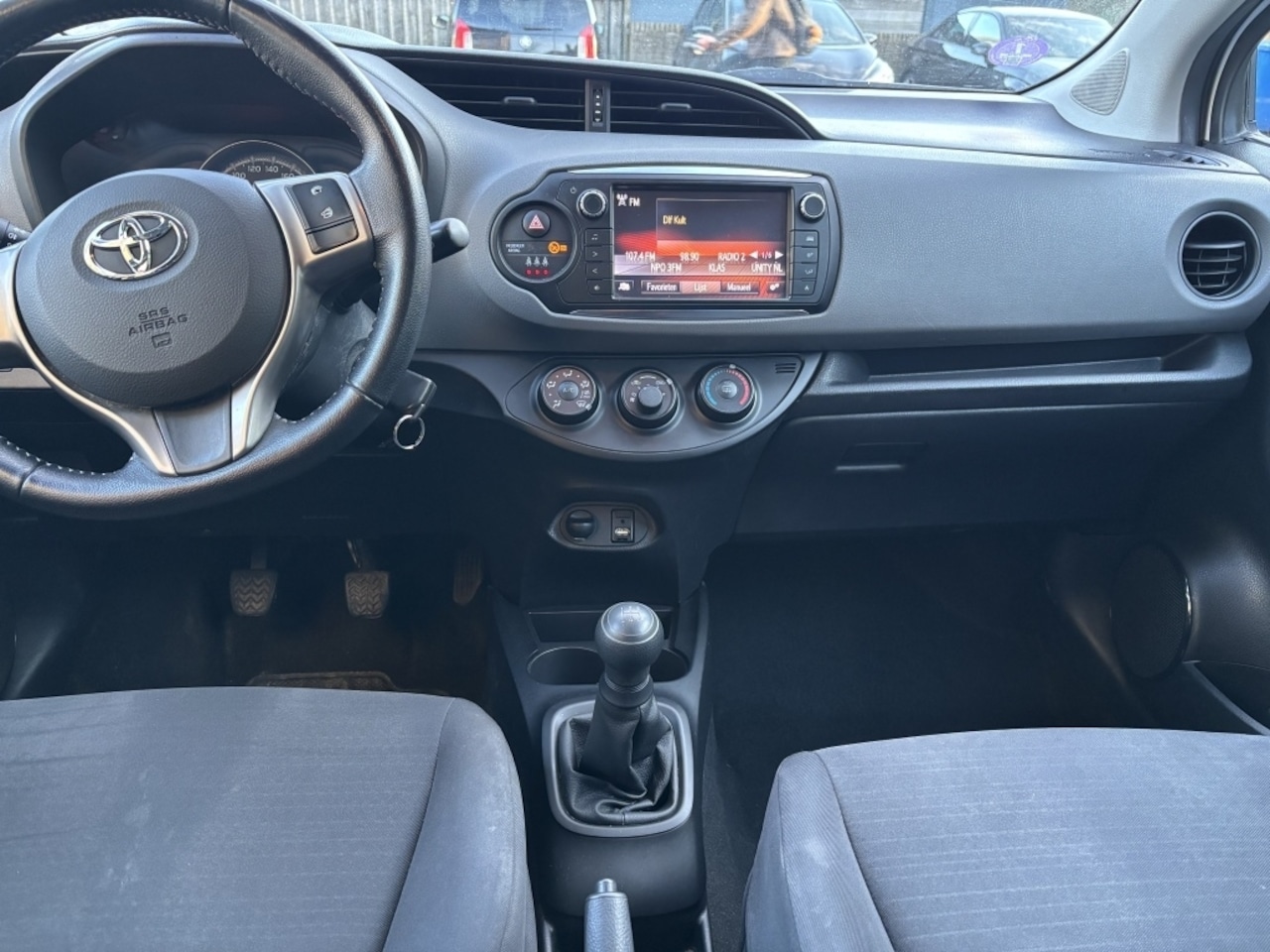 Toyota Yaris - 1.0 VVT-i Design 5drs 2017 - AutoWereld.nl