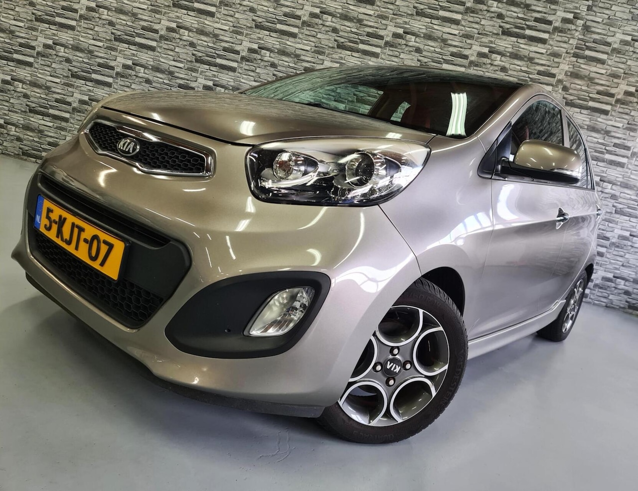 Kia Picanto - 1.0 CVVT ISG Design Edition*Nieuwe APK 2027*PDC! - AutoWereld.nl