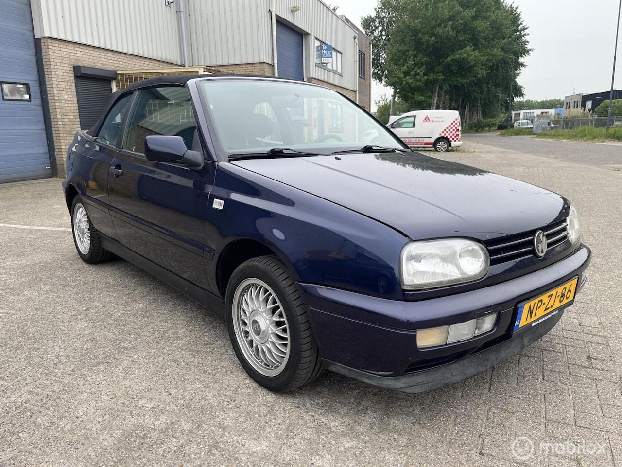 Volkswagen Golf Cabriolet - 1.8 1.8 - AutoWereld.nl