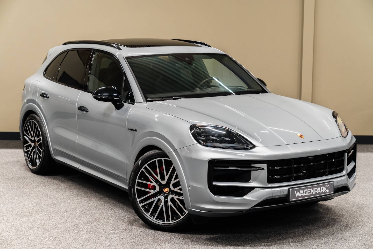 Porsche Cayenne - S E-Hybrid 4W.STURING*PANO*SP.UITLAAT* - AutoWereld.nl