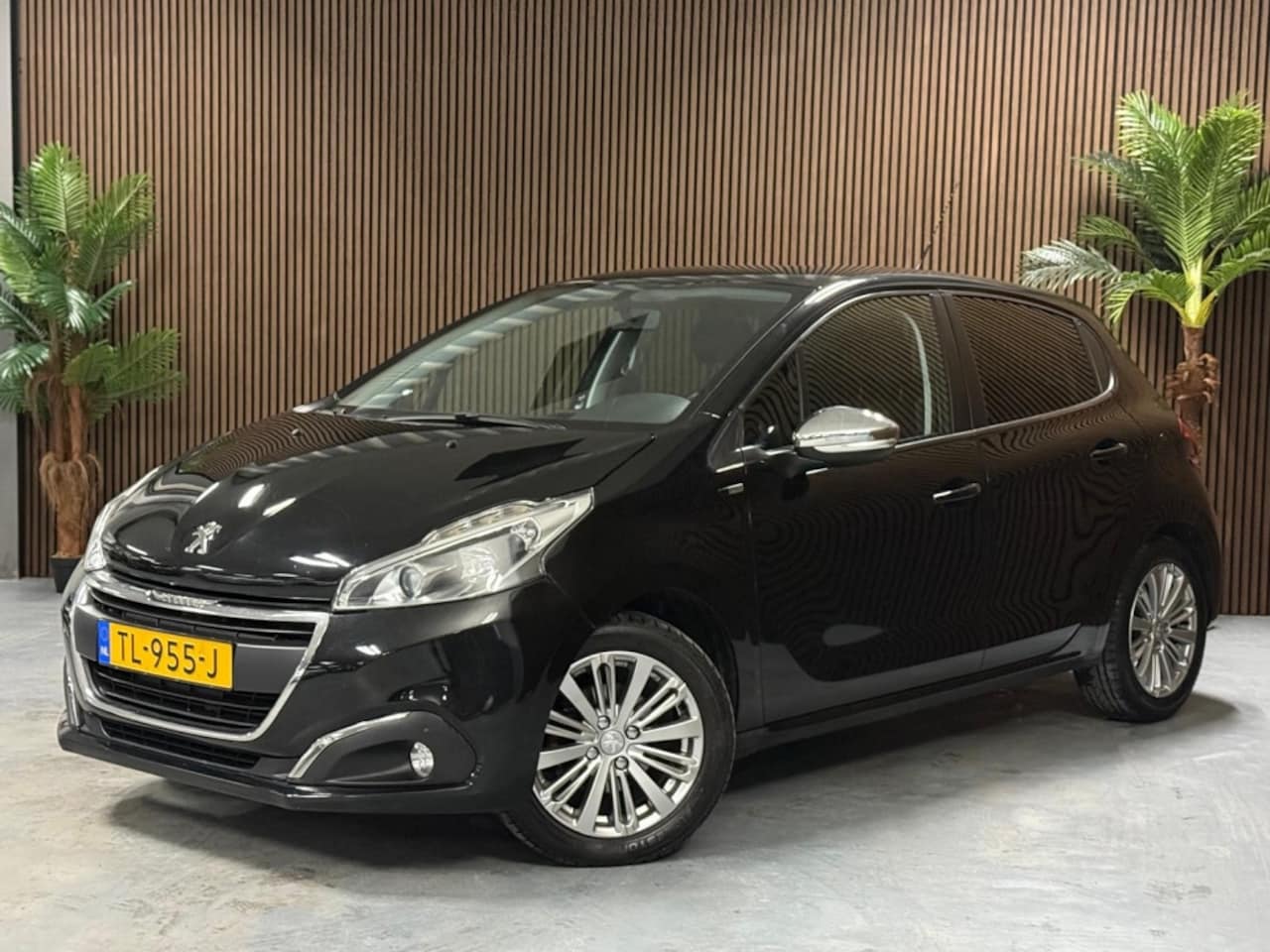 Peugeot 208 - 1.2 PureTech Allure 1.2 PureTech Allure - AutoWereld.nl
