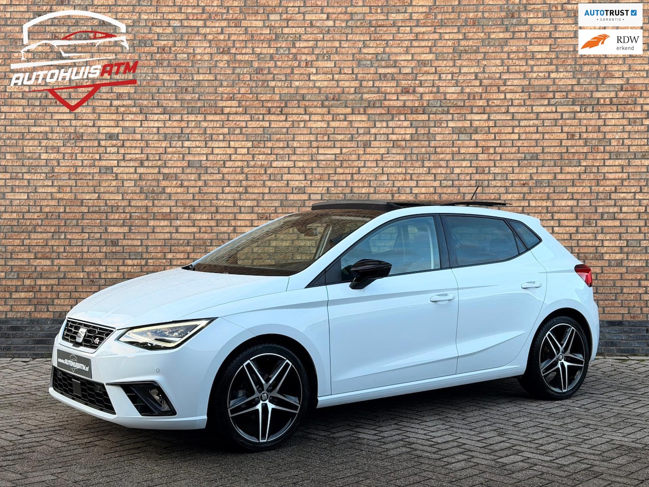 SEAT Ibiza - 1.0 TSI FR 116pk Pano Virtual Beats Acc Led Alca Climatr - AutoWereld.nl