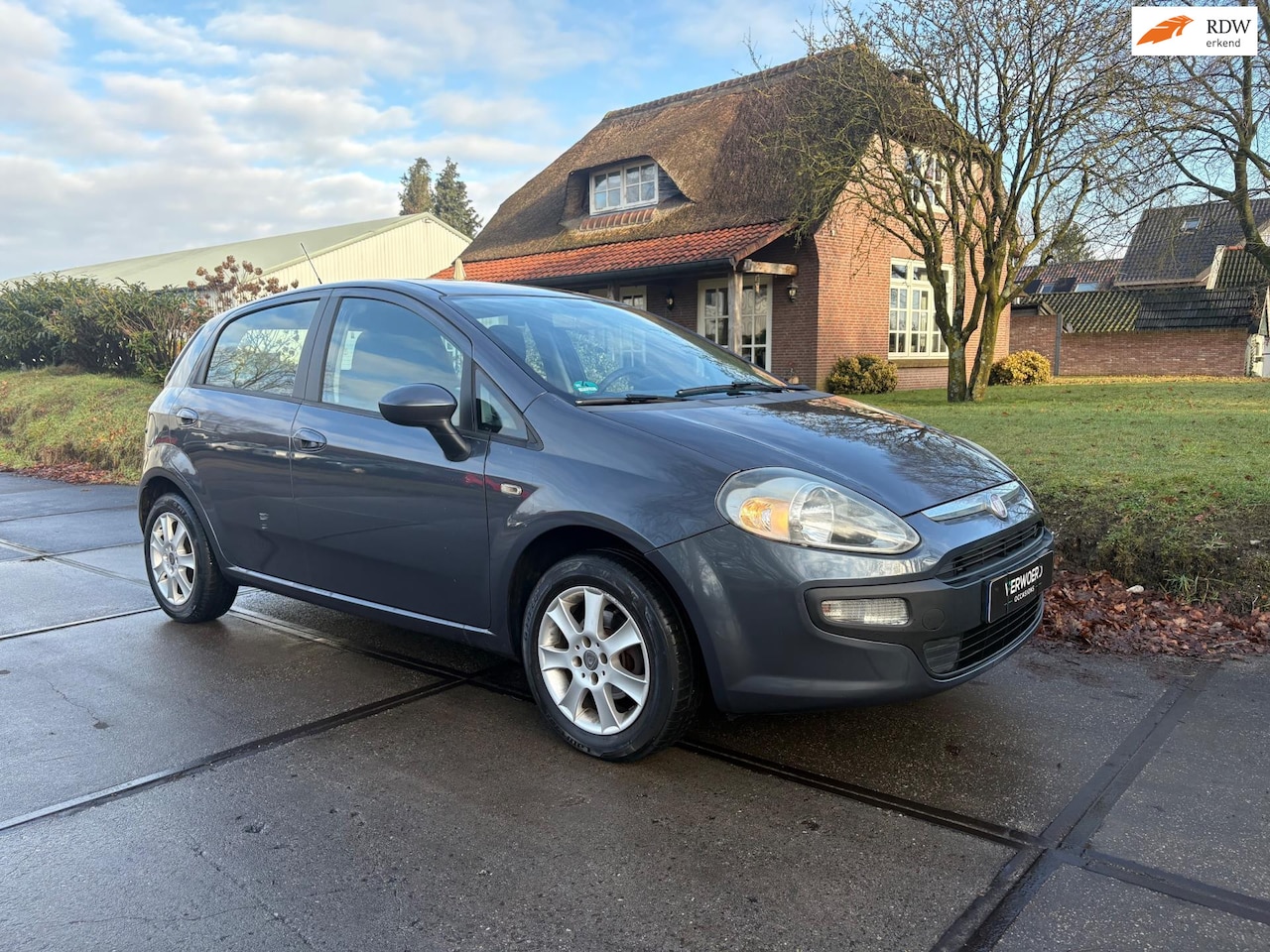 Fiat Punto Evo - 1.2 EVO |5 DEURS|BLUETOOTH|ISOFIX|AIRCO|ONDERHOUDEN|ELEKTRISCHE RAMEN|BOEKJES - AutoWereld.nl