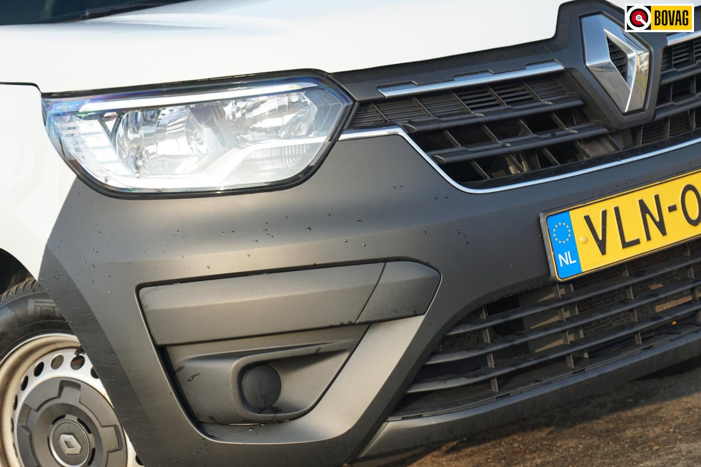 Renault Express - 1.5 dCi 75 Comfort | Blanc Glacier | Airco/Cruise/Bluetooth/PDC - Keurig! - AutoWereld.nl