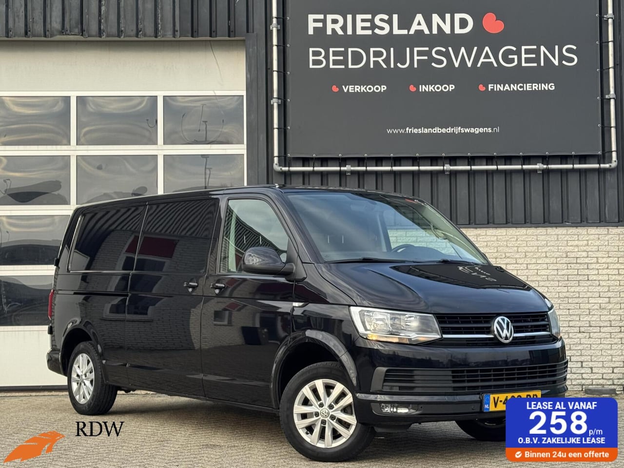 Volkswagen Transporter - 2.0 TDI 150PK L2H1 Highline Trekhaak/Cruise/Navi/PDC/16" - AutoWereld.nl