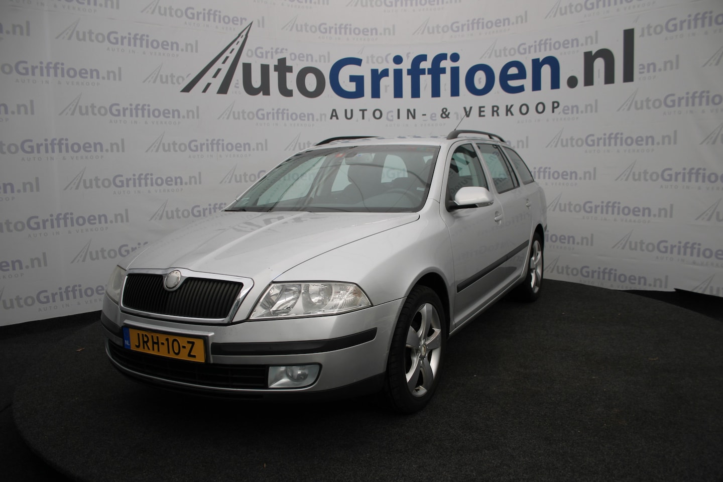 Skoda Octavia Combi - 1.9 TDI Classic station met klima en boekjes - AutoWereld.nl
