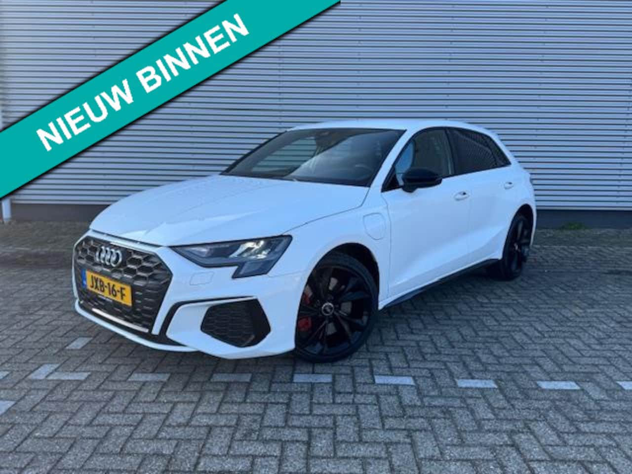 Audi A3 Sportback - 45 TFSI e S Black edition Competition,Stoelverwarming,Carplay,Sportstoelen, - AutoWereld.nl