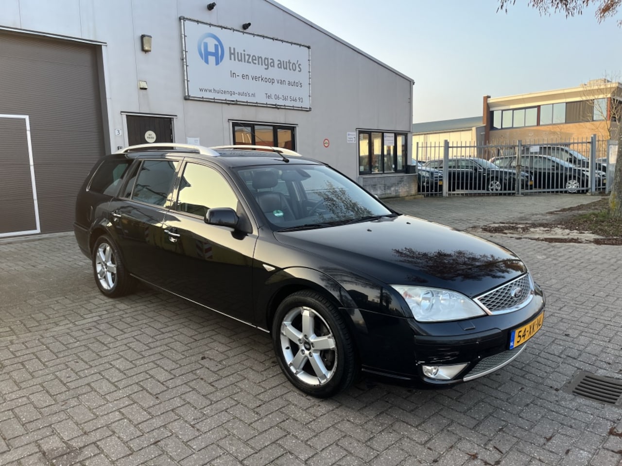 Ford Mondeo Wagon - 1.8-16V Platinum| Leer| CLIMA| Met APK! - AutoWereld.nl