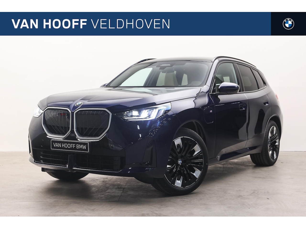 BMW X3 - 30e xDrive M Sport Automaat / Panoramadak / Trekhaak / Sportstoelen / Comfort Access / Par - AutoWereld.nl