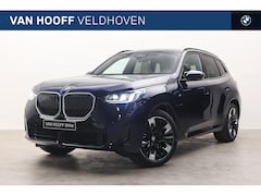 BMW X3 - 30e xDrive M Sport Automaat / Panoramadak / Trekhaak / Sportstoelen / Comfort Access / Par