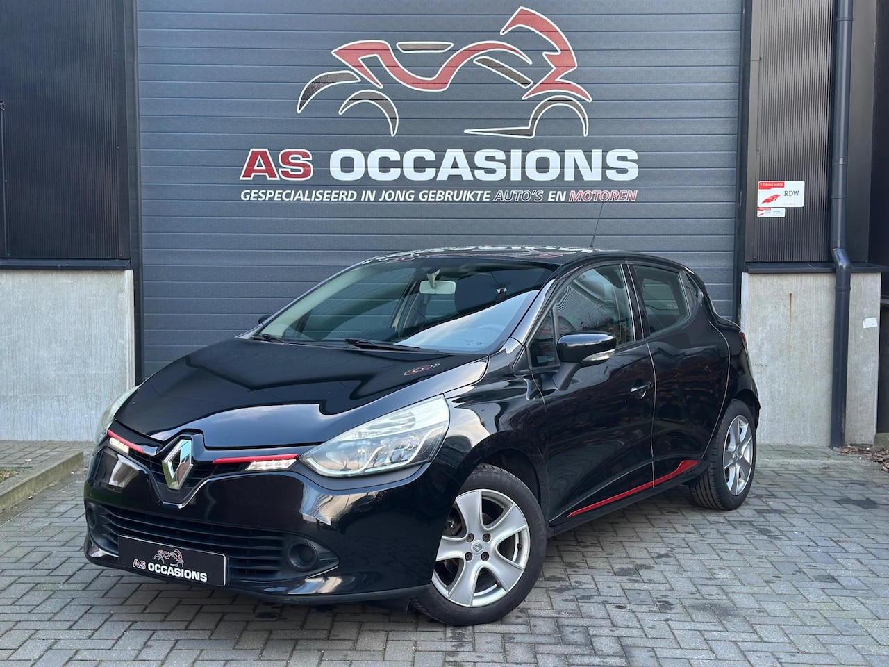 Renault Clio - 1.2 16V - Cruise - Stoelvw - Airco - AutoWereld.nl