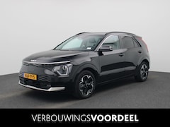 Kia Niro EV - Light Advanced 64.8 kWh | SOH 100% | Parkeersensoren | Parkeercamera | Stoel en stuur verw