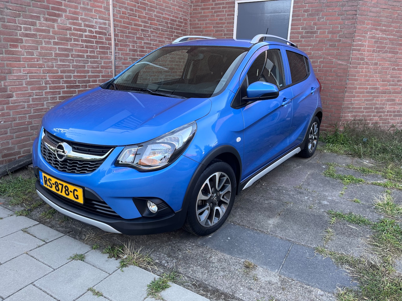 Opel Karl - 1.0 Rocks Online Edition Winterpakket met stuur en stoel verwarming, cruise control en start stop functie - AutoWereld.nl