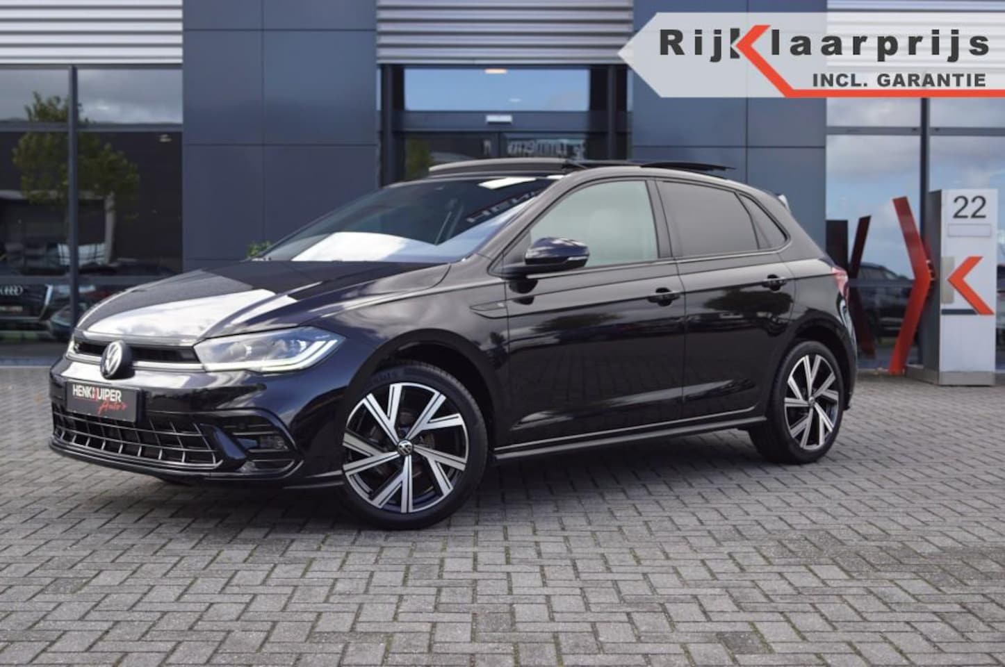 Volkswagen Polo - 1.0 TSI DSG R-Line Panodak/ Camera /Virt. cockpit /IQ LED/Navi /17LM - AutoWereld.nl