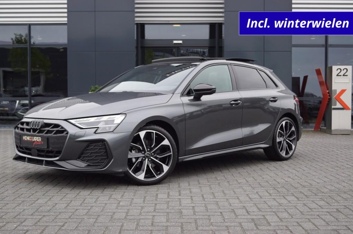 Audi A3 Sportback - Sportback 35 TFSI S-Tronic S-Line facelift/ Leer ruitmotief/ Panodak/ 19Inch LM/Camera - AutoWereld.nl