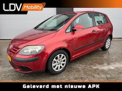 Volkswagen Golf Plus - 2.0 FSI COMFORTLINE / Automaat / 5-deurs / Trekhaak / Nieuwe APK keuring