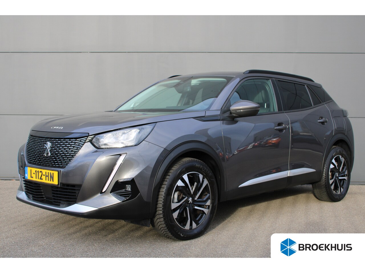 Peugeot 2008 - 1.2 PureTech Allure Pack | Automaat | Navi by app | Camera | 3D Instrumentenpaneel | Apple - AutoWereld.nl