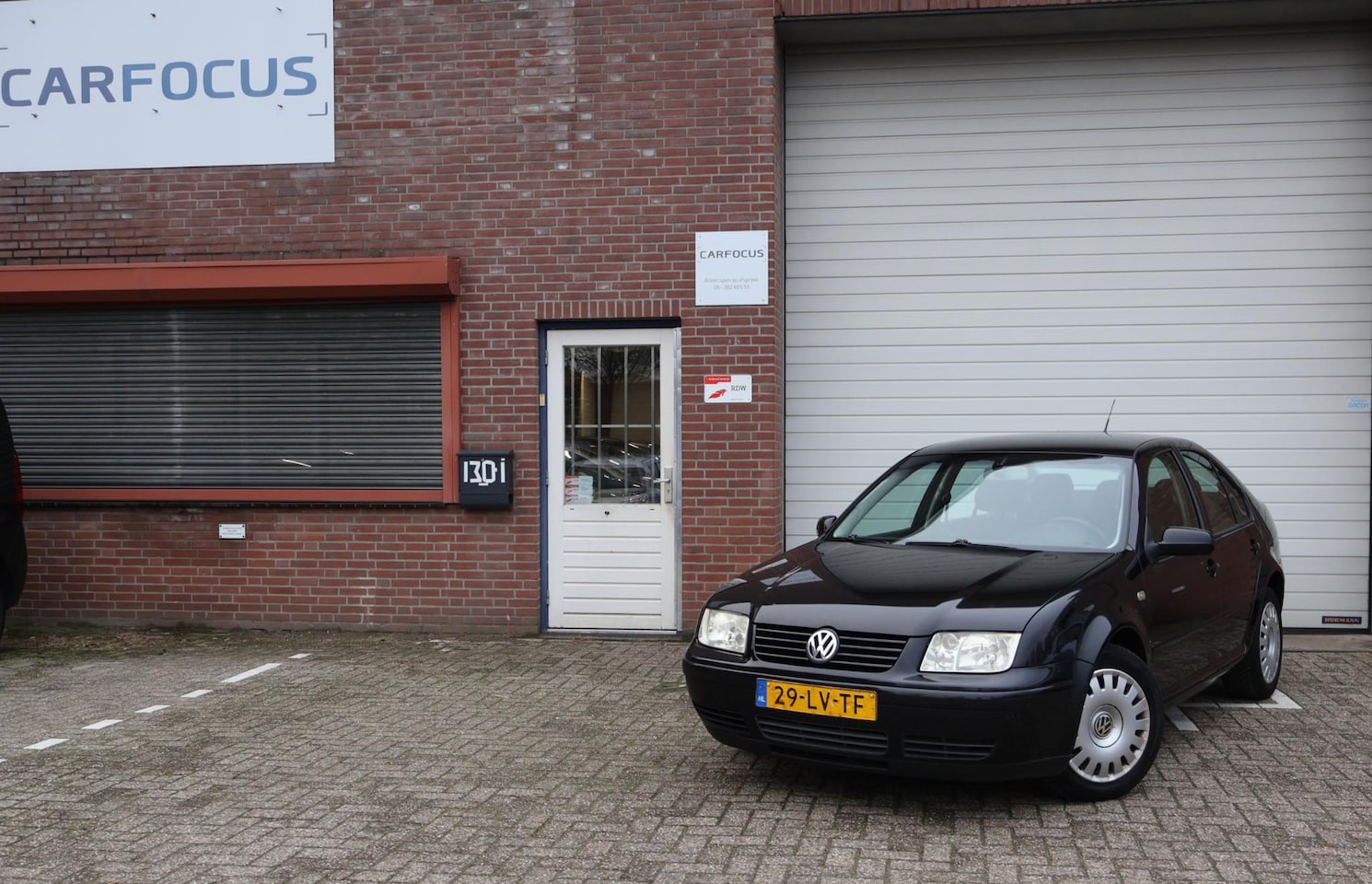 Volkswagen Bora - 1.6-16V Comfortline 2e eigenaar APK Airco NAP - AutoWereld.nl