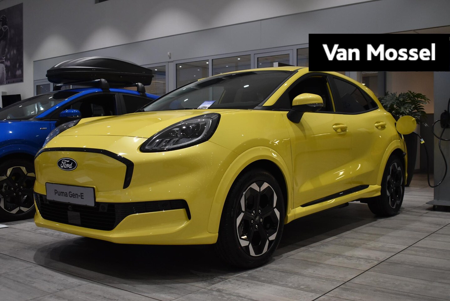 Ford Puma Gen-E - Premium 44 kWh | Showroom Voorraad | €3000.- Korting | Electric Yellow | Winterpack | Driv - AutoWereld.nl