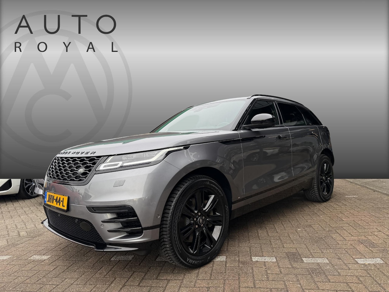 Land Rover Range Rover Velar - 2.0 P400e R-Dynamic SE AUTOMAAT | NAVIGATIE | 360 CAMERA | AIRCO/ECC | CRUISE CONTROL | PA - AutoWereld.nl
