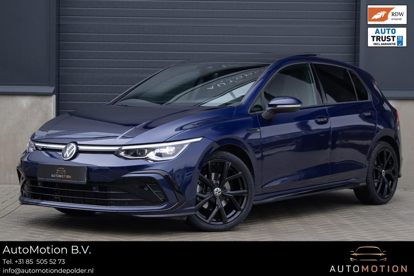 Volkswagen Golf - 1.5 eTSI R-Line Business+ PANO CAMERA ACC CARPLAY - AutoWereld.nl