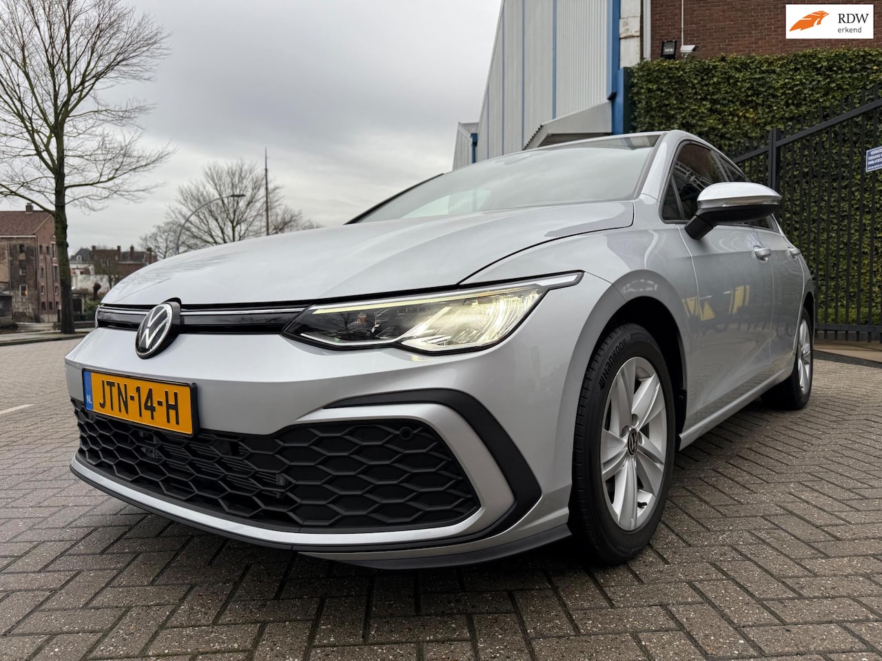 Volkswagen Golf - 1.5 eTSI Business_150 PK_AKTIE_PRIJS!!!_1 JAAR GARANTIE - AutoWereld.nl