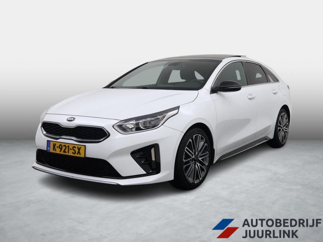 Kia Pro cee'd - 1.5T 160pk MHEV Automaat GT-Line Edition Pano/Camera/Cruise/Ecc/Carplay/Led - AutoWereld.nl