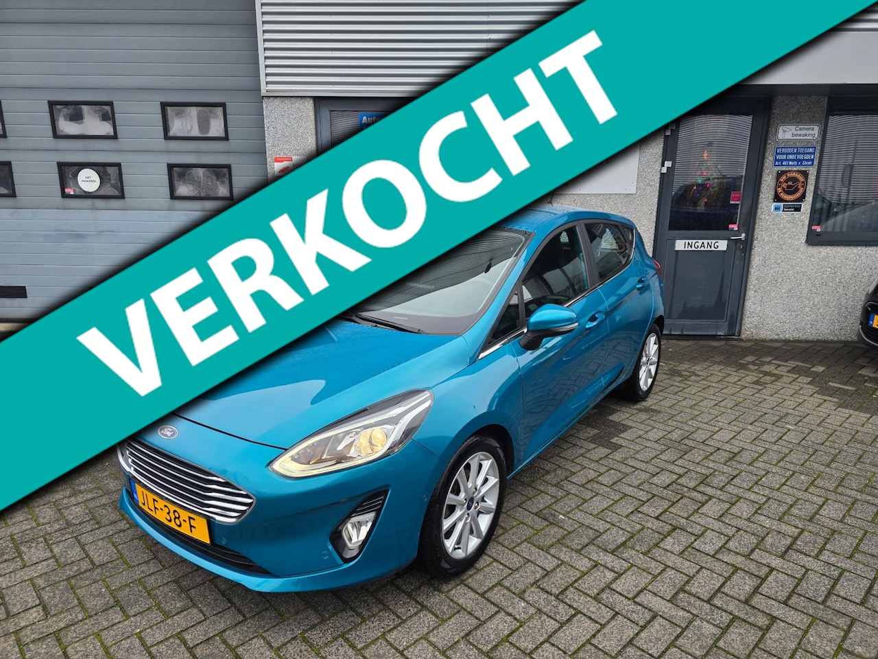 Ford Fiesta - 1.0 EcoBoost Vignale Titanium AUTOMAAT Eerste Eigenaar - AutoWereld.nl