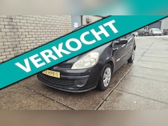 Renault Clio - 1.2-16V Rip Curl 2e eigenaar Airco NAP