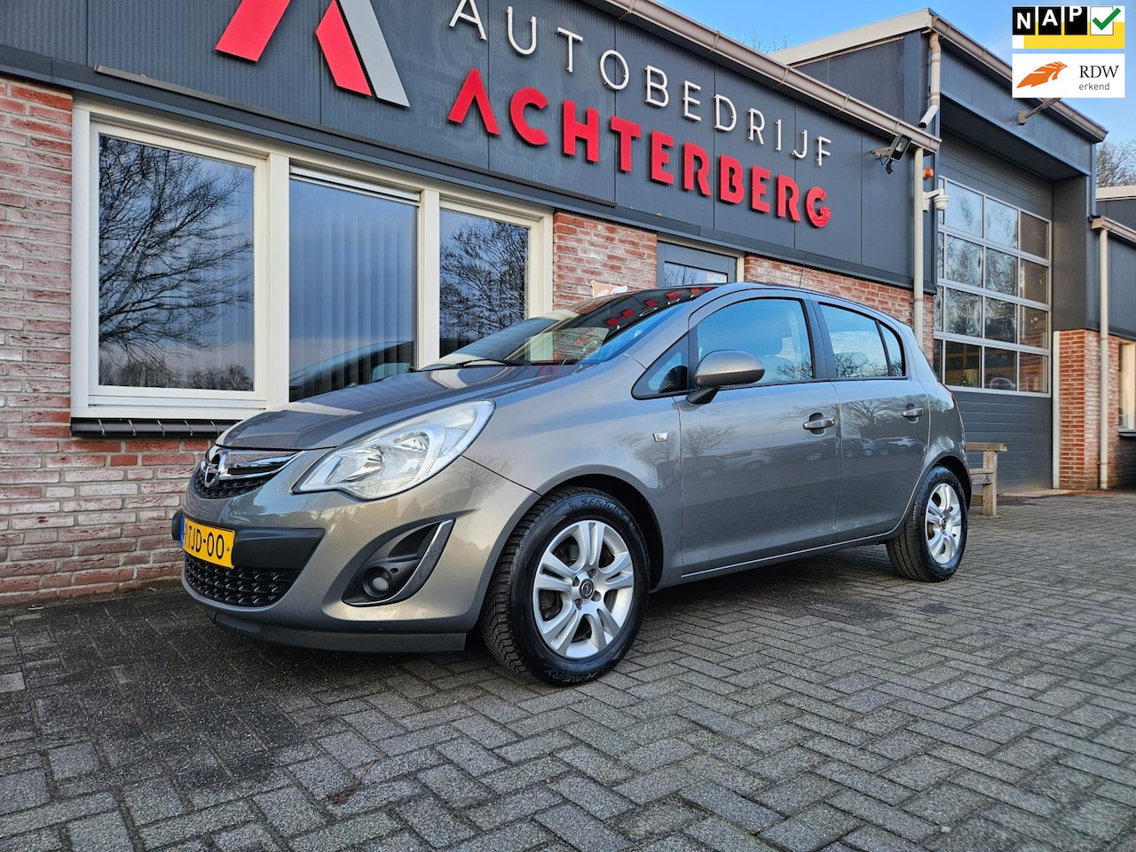 Opel Corsa - 1.2-16V Berlin Airco! Cruise Control! NAP! 5-Deurs! Nette Auto! Navigatie! - AutoWereld.nl