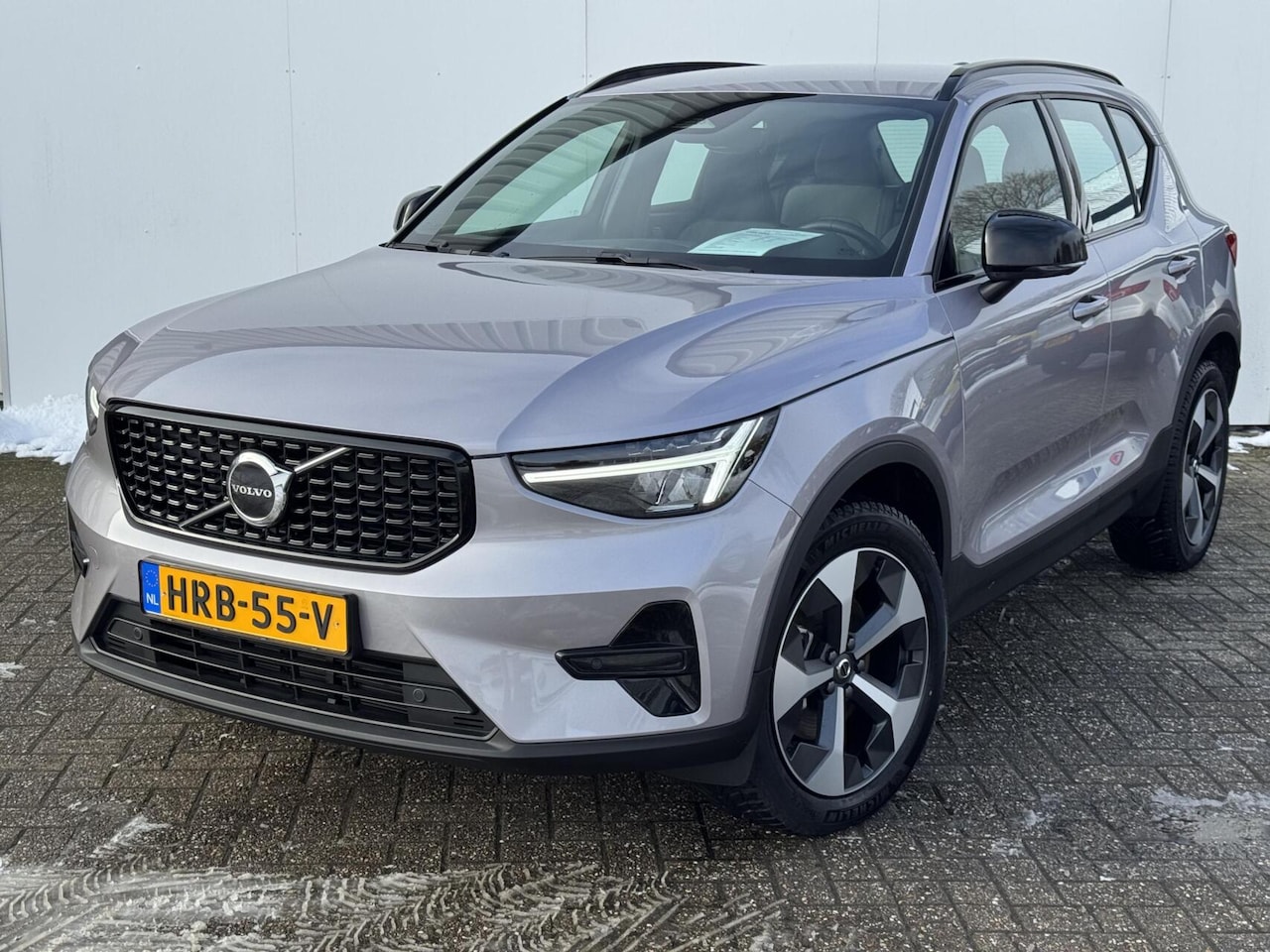 Volvo XC40 - 2.0 B4 Plus Dark 2.0 B4 Plus Dark - AutoWereld.nl