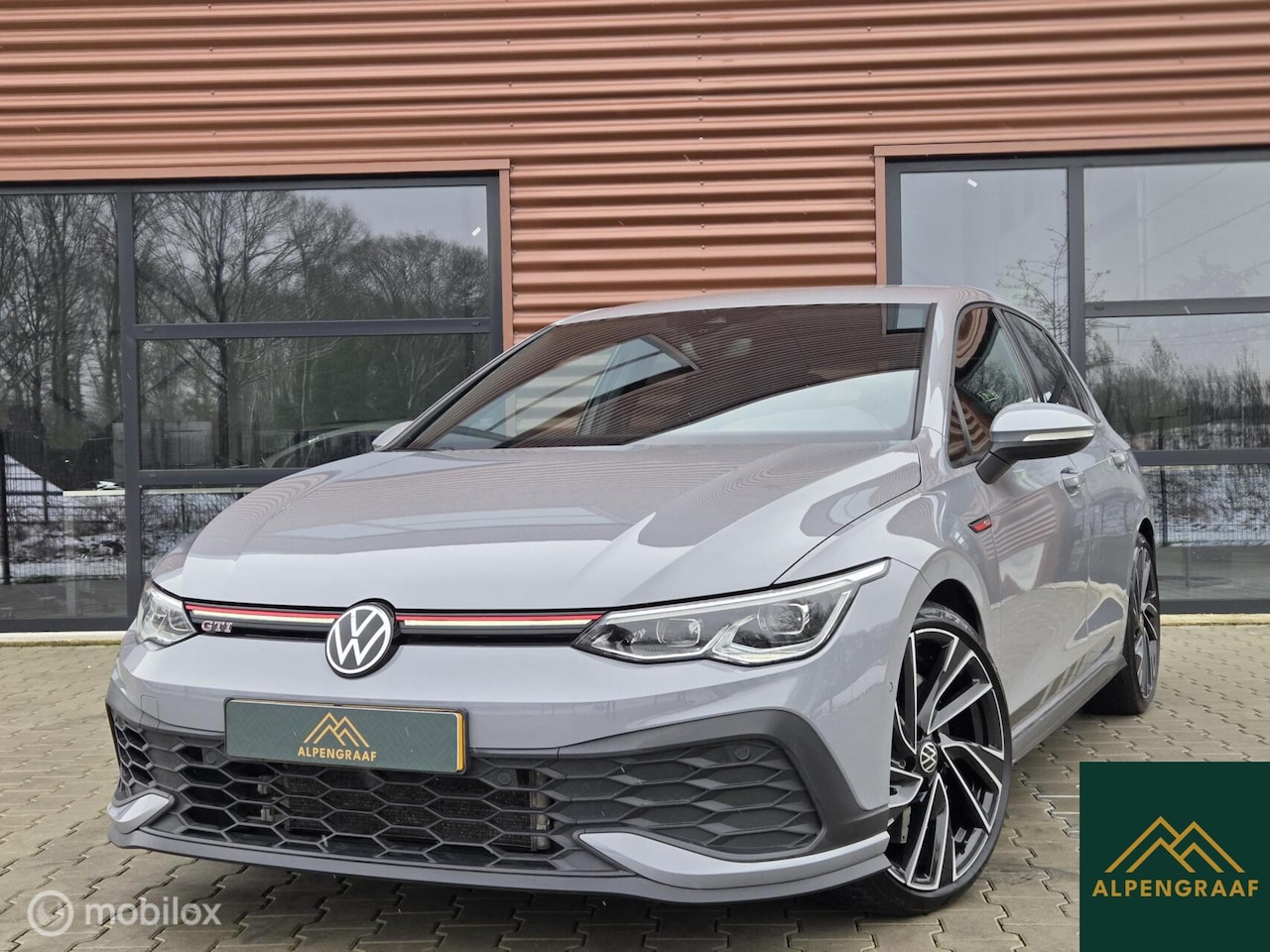 Volkswagen Golf - 2.0 TSI GTI Clubsport ARMYTRIX 2021|CARPLAY|KEYLESS|300PK|DEALER ONDERHOUDEN| - AutoWereld.nl