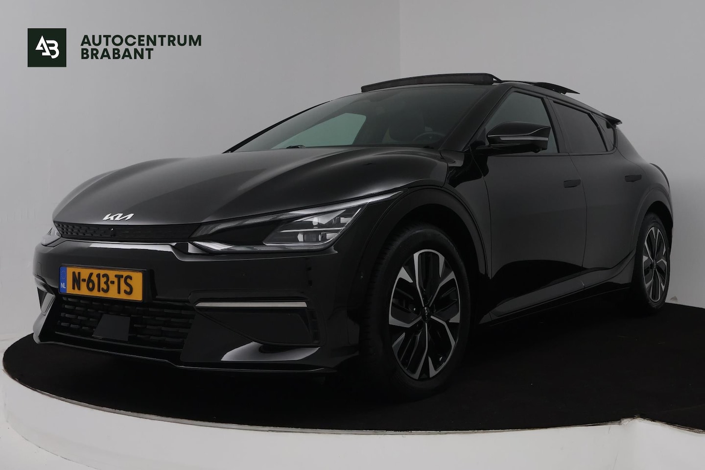 Kia EV6 - GT-Line 77.4 kWh (PANORAMADAK, STOELVERWARMING/KOELING, STUURVERWARMING, CAMERA, ELEKTR ST - AutoWereld.nl